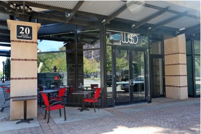 Lusso Pizza Bar & Grill
